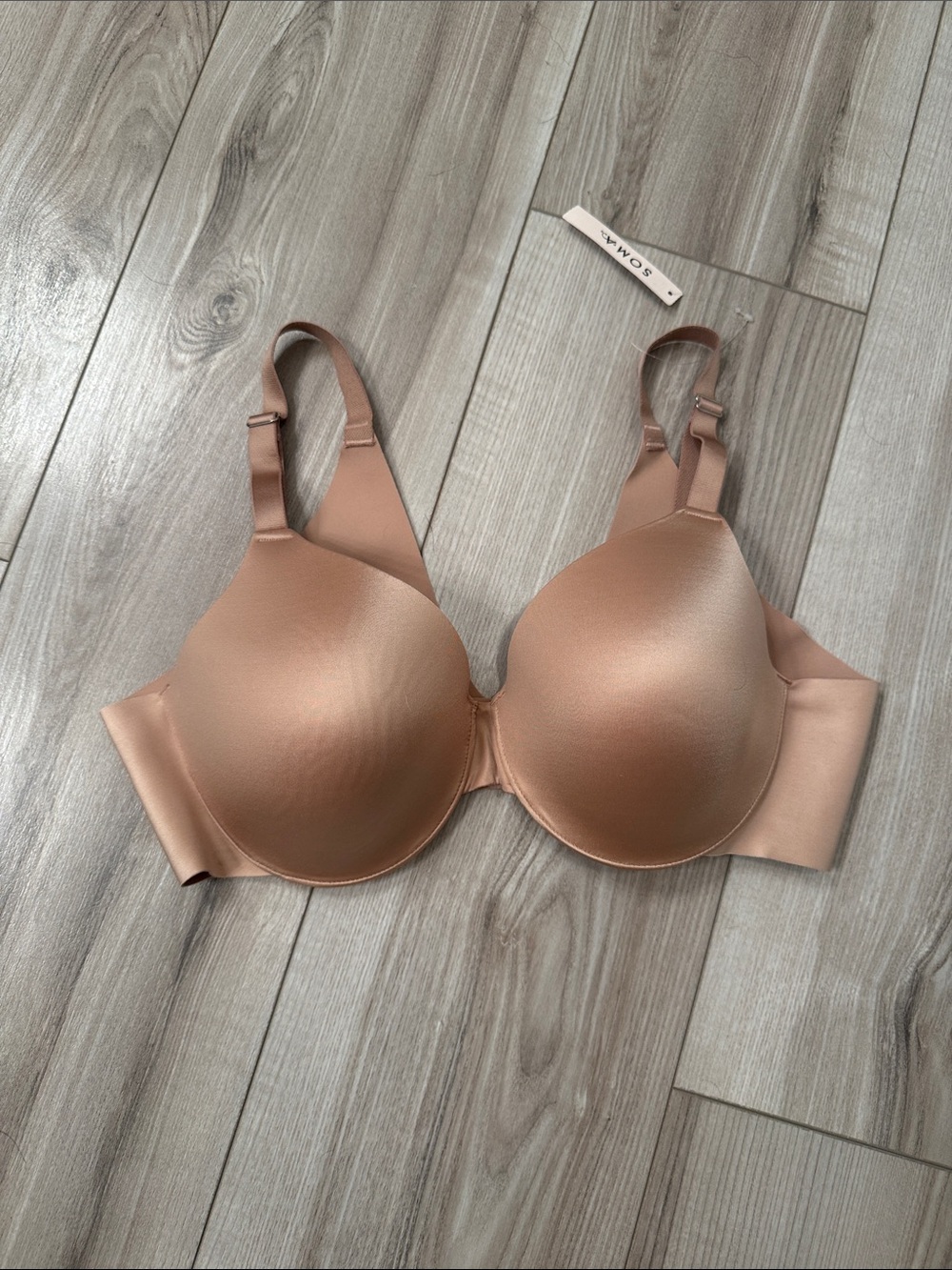 Soma Vanishing Back Nude T-Shirt Bra in Light Tan - 40B